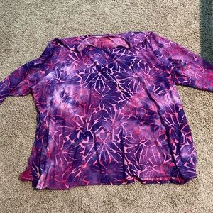 Catherine’s size 5x shirt